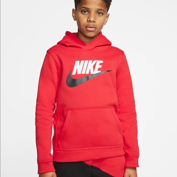 Nike Sportswear Club Fleece Older Kids' Red Pullover Hoodie - Picture 3 of 11